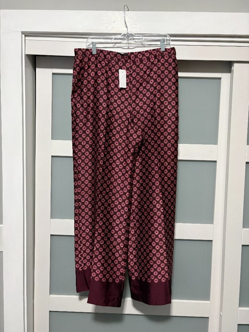 Ann Taylor Burgundy Wine Lined Wide Leg Dress Pants Silky sz 12 Flat Side Zip